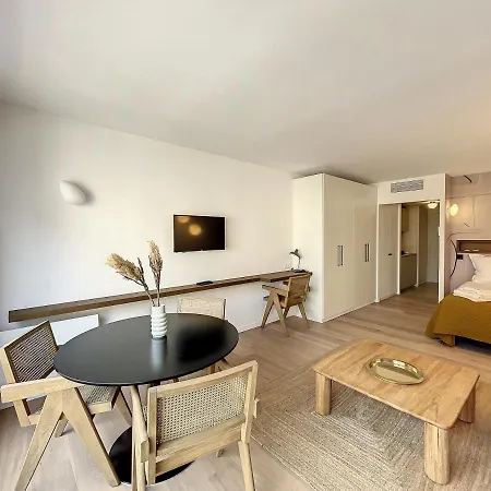 Apartment Gray D'albion *
